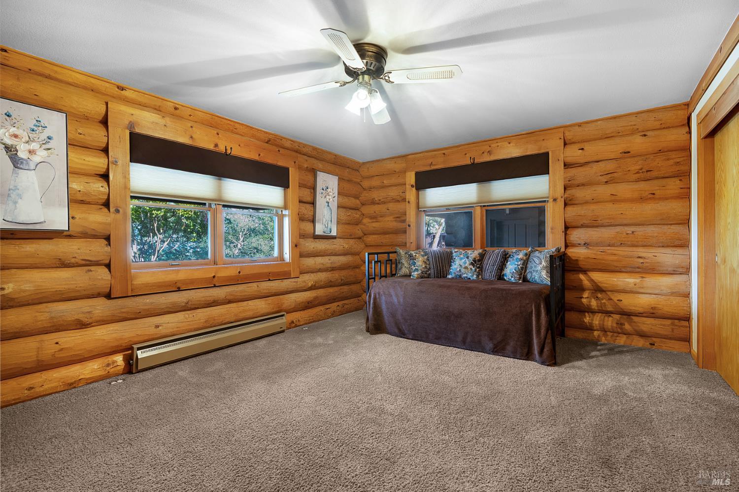 700 Petrified Forest Rd