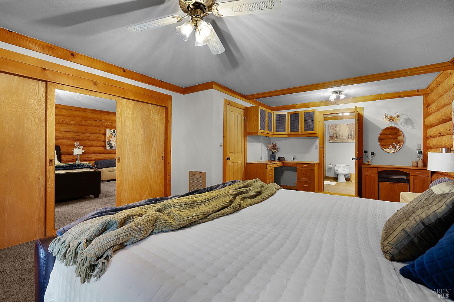 700 Petrified Forest Rd