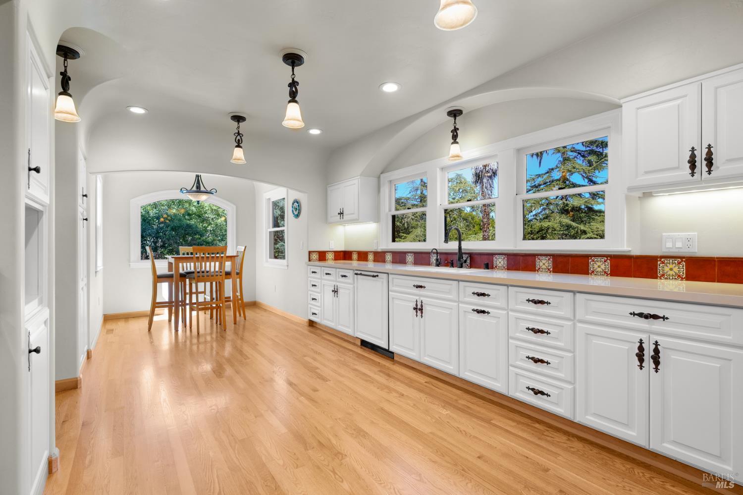 5388 Sonoma Hwy