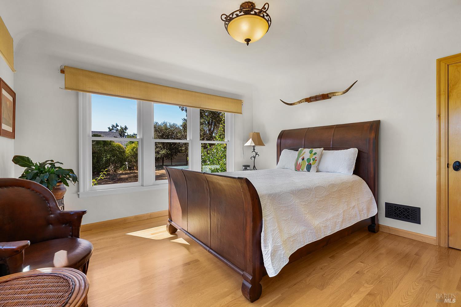 5388 Sonoma Hwy