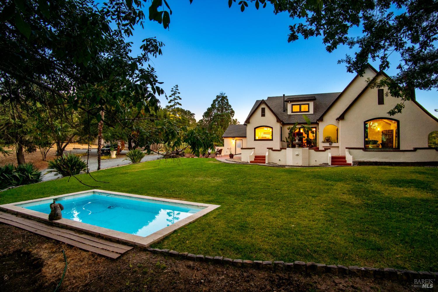 5388 Sonoma Hwy