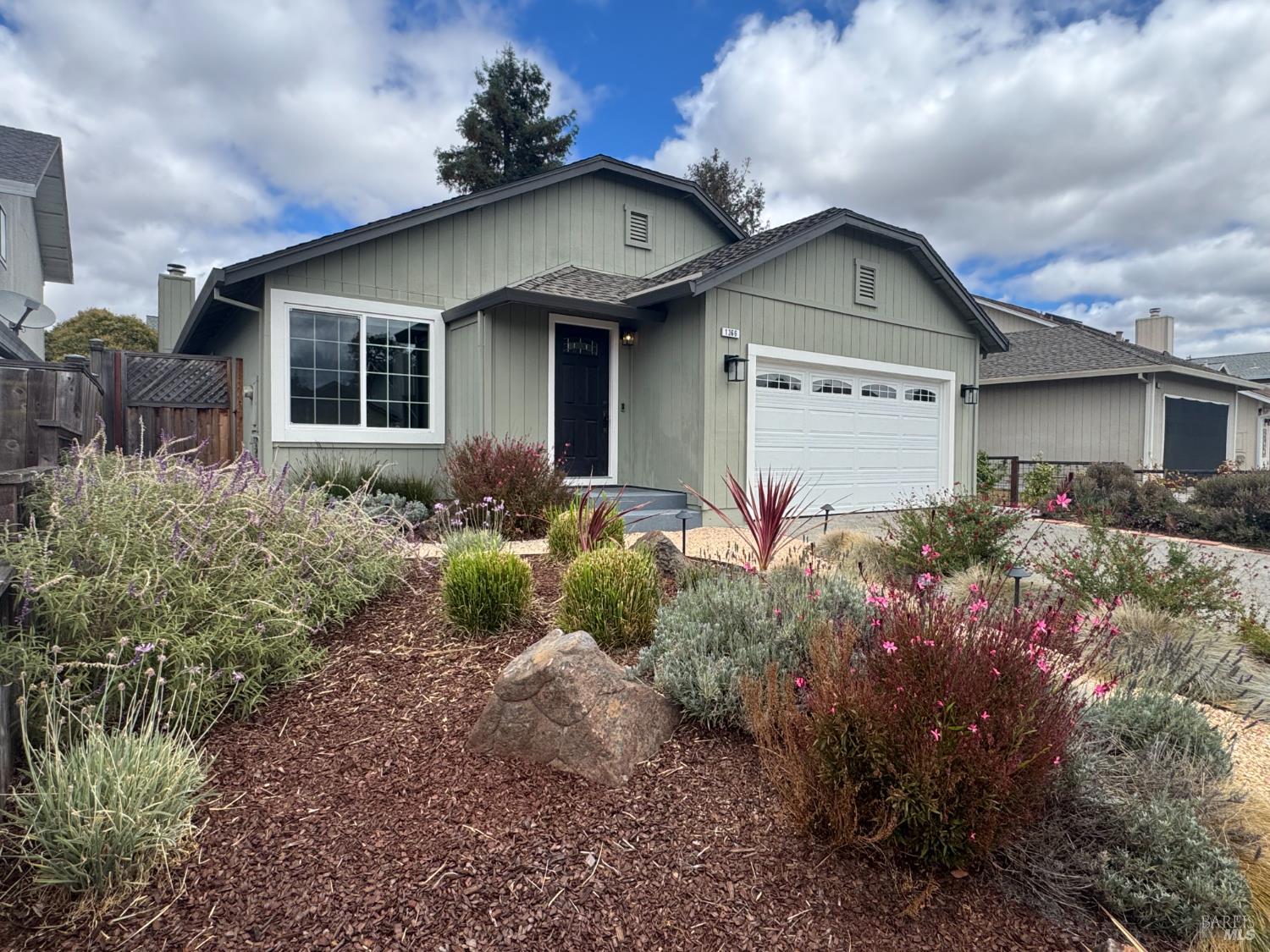 1366 Marigold Pl