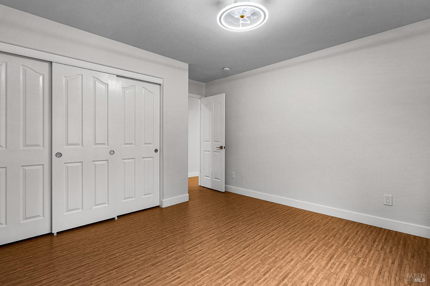 3428 Lake Park Ct