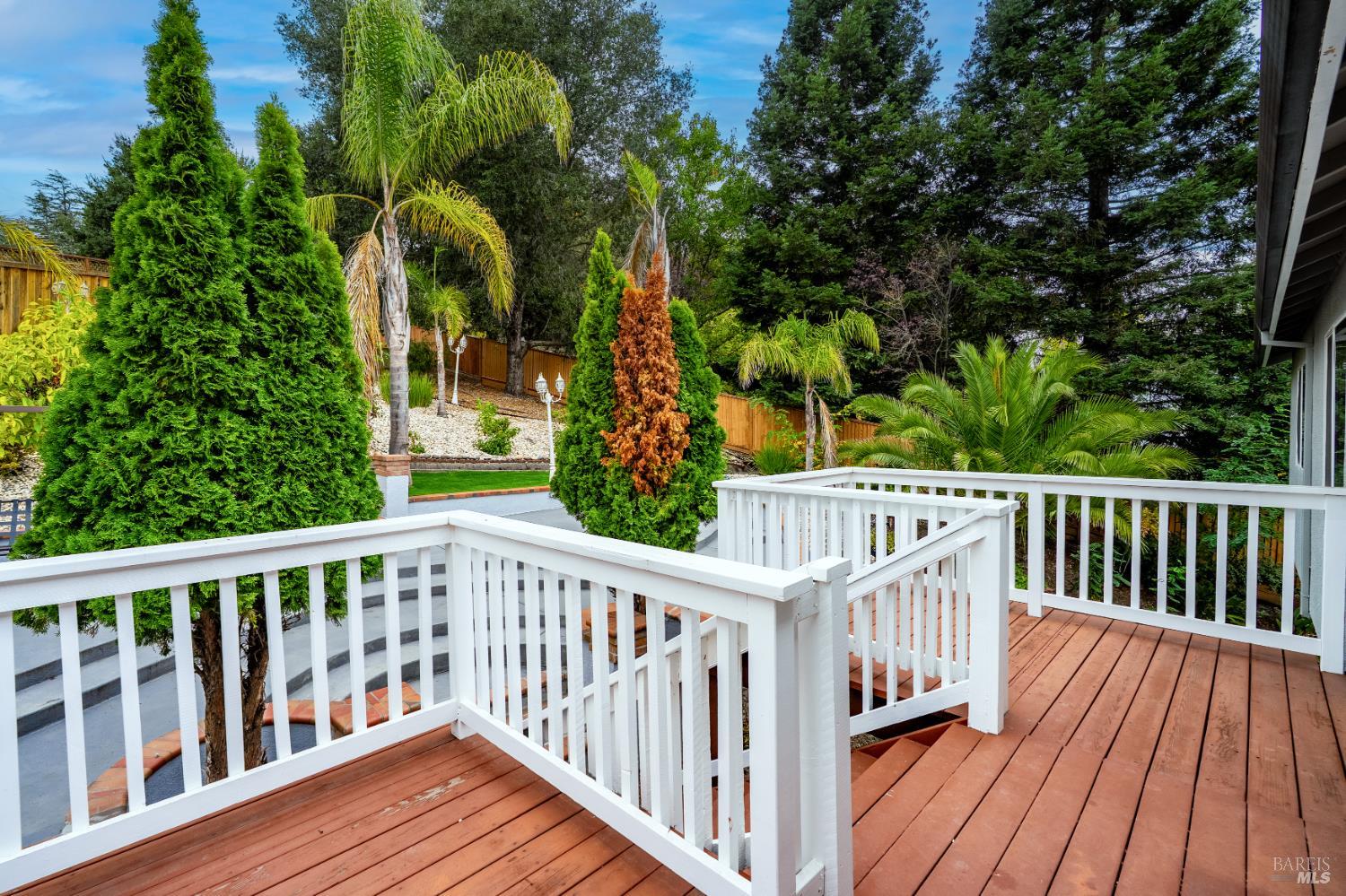 3428 Lake Park Ct