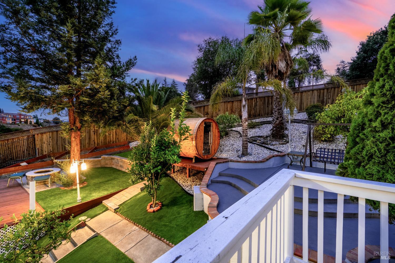 3428 Lake Park Ct