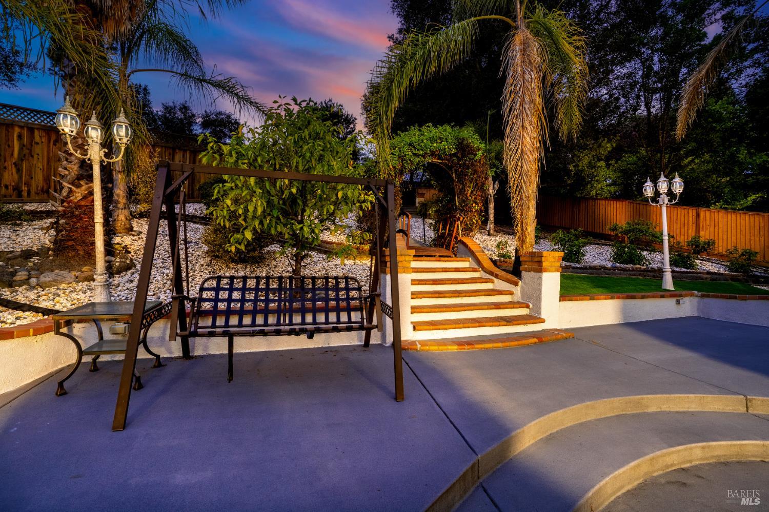 3428 Lake Park Ct