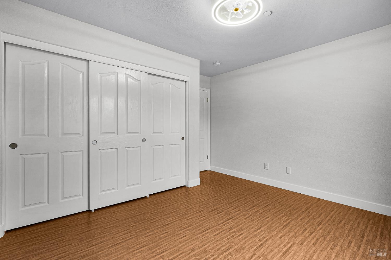 3428 Lake Park Ct