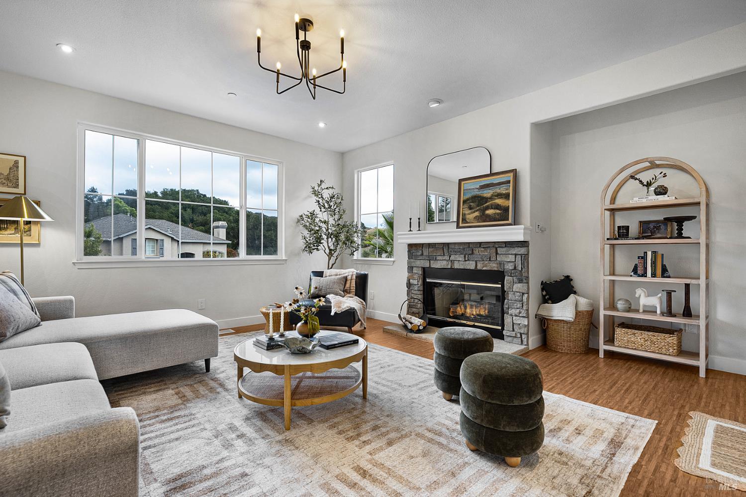 3428 Lake Park Ct
