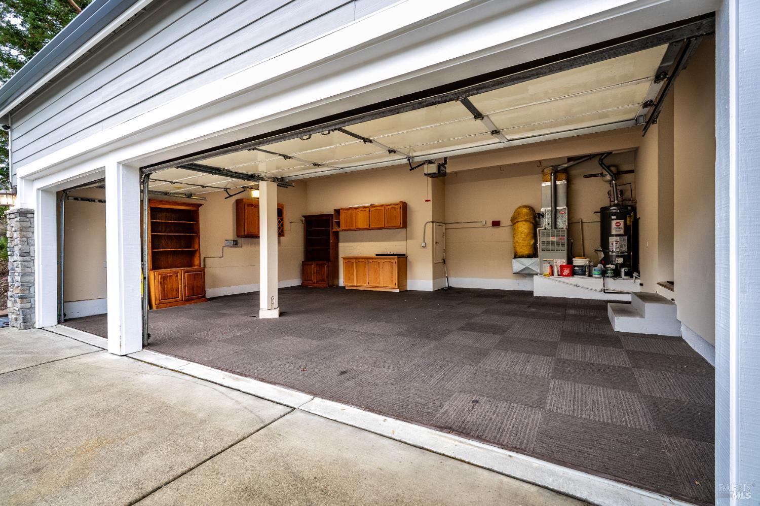3428 Lake Park Ct