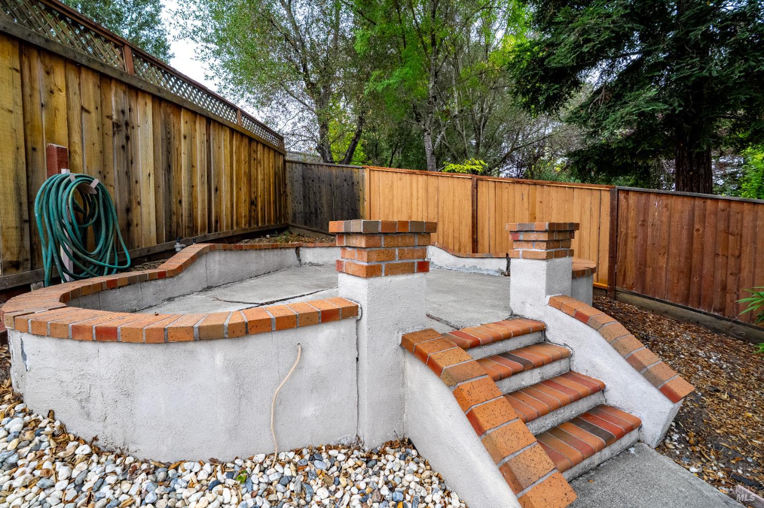 3428 Lake Park Ct