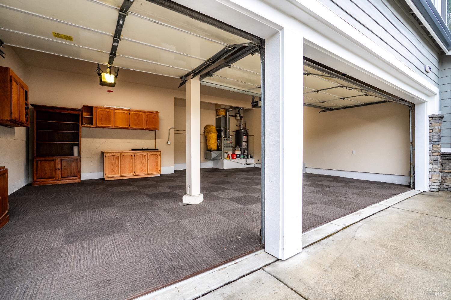 3428 Lake Park Ct