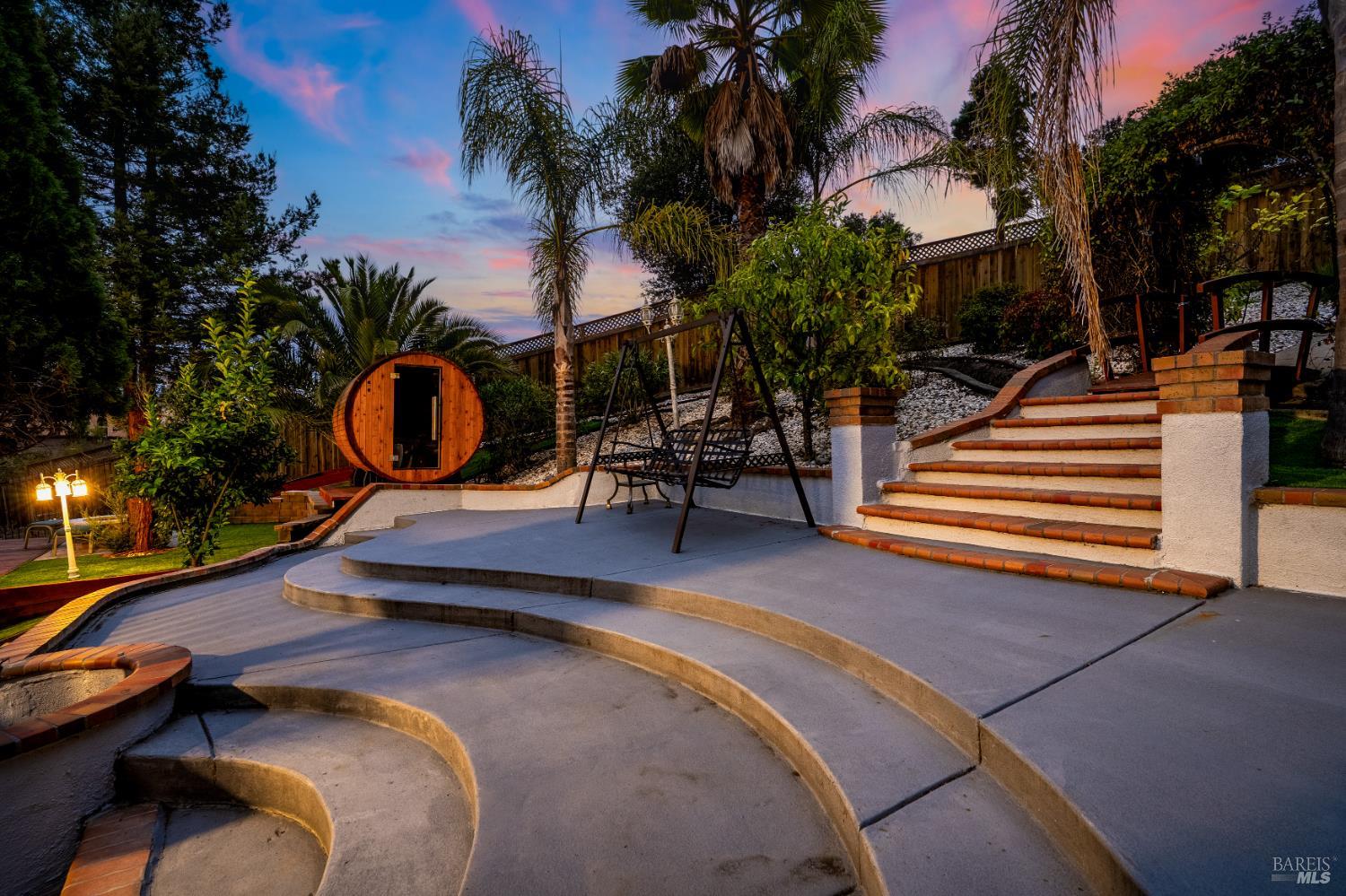 3428 Lake Park Ct