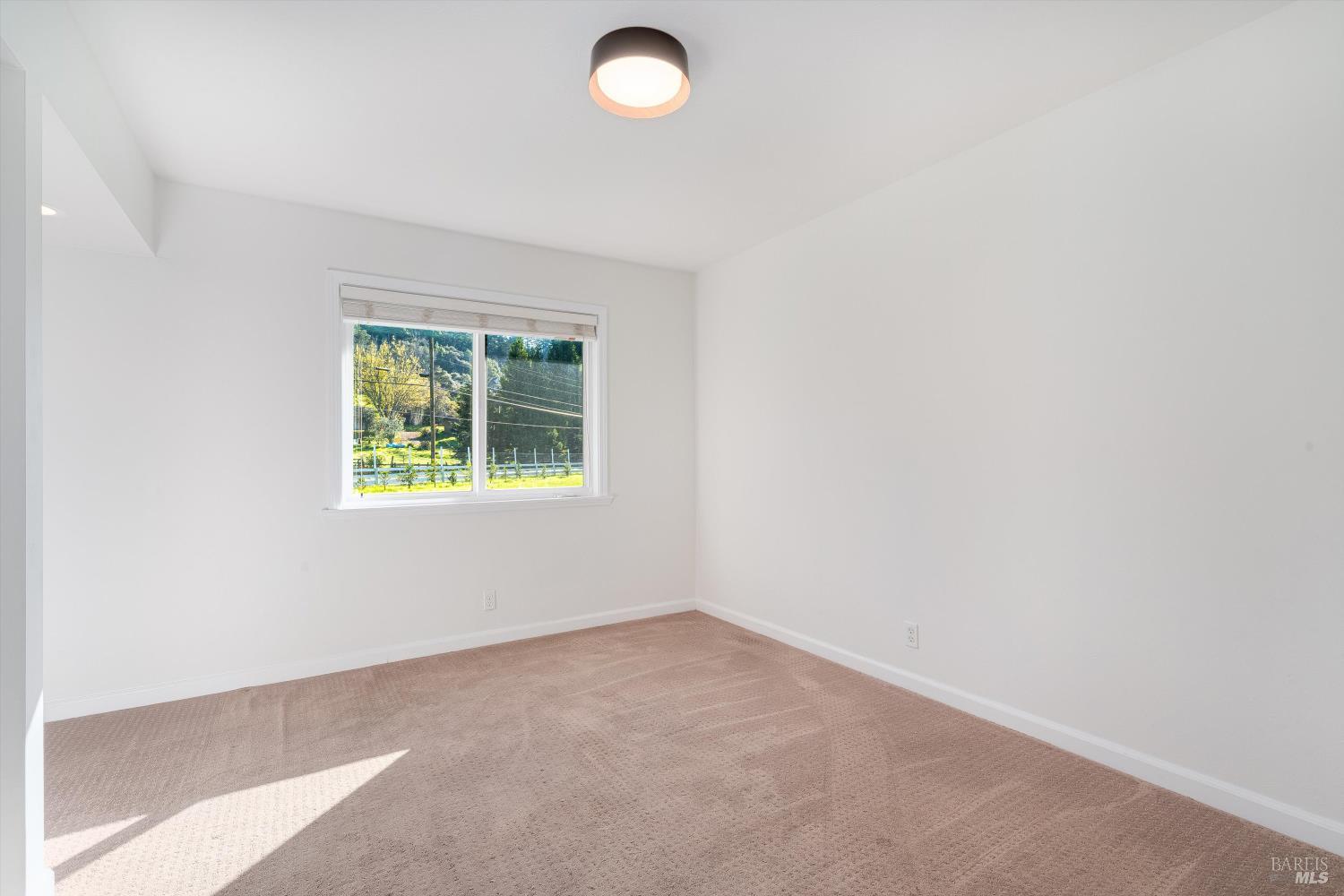 13180 Bodega Highway