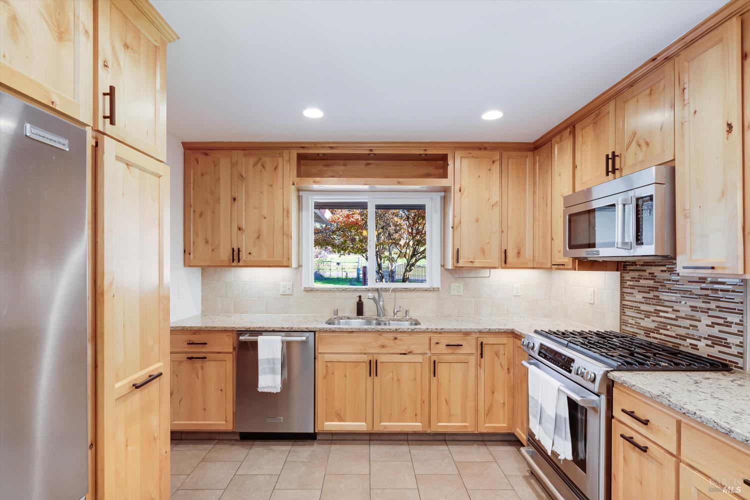 13180 Bodega Highway