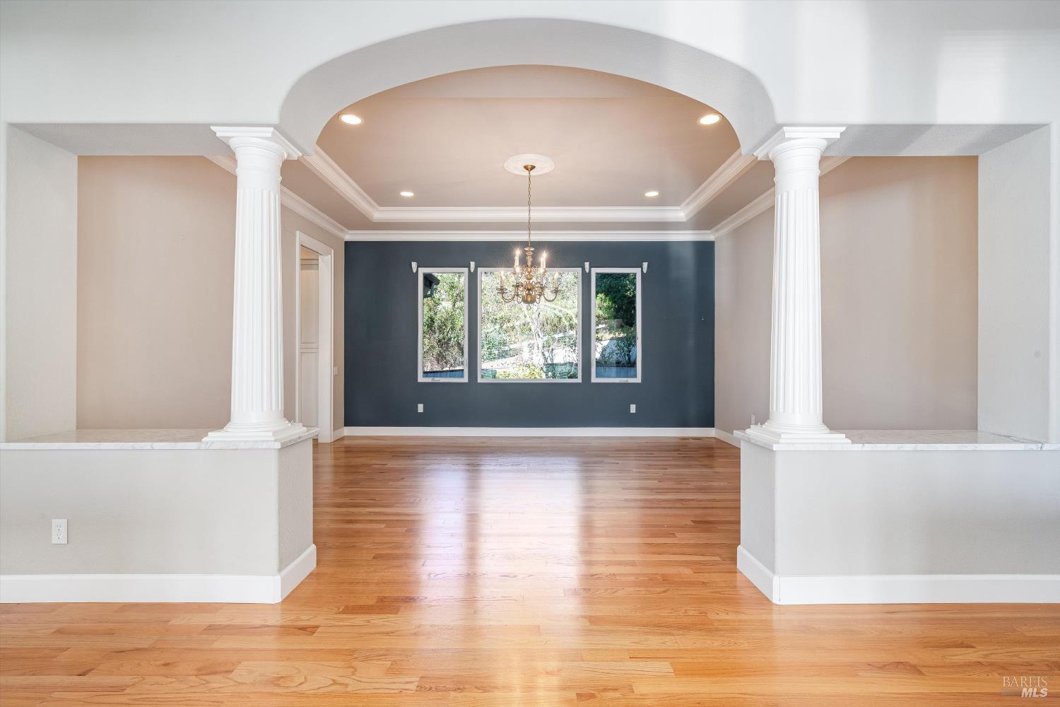 3557 Golf View Terrace