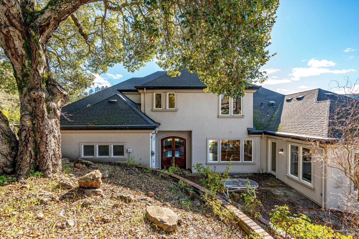 3557 Golf View Terrace