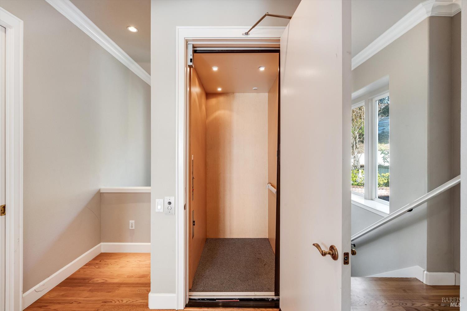 3557 Golf View Terrace