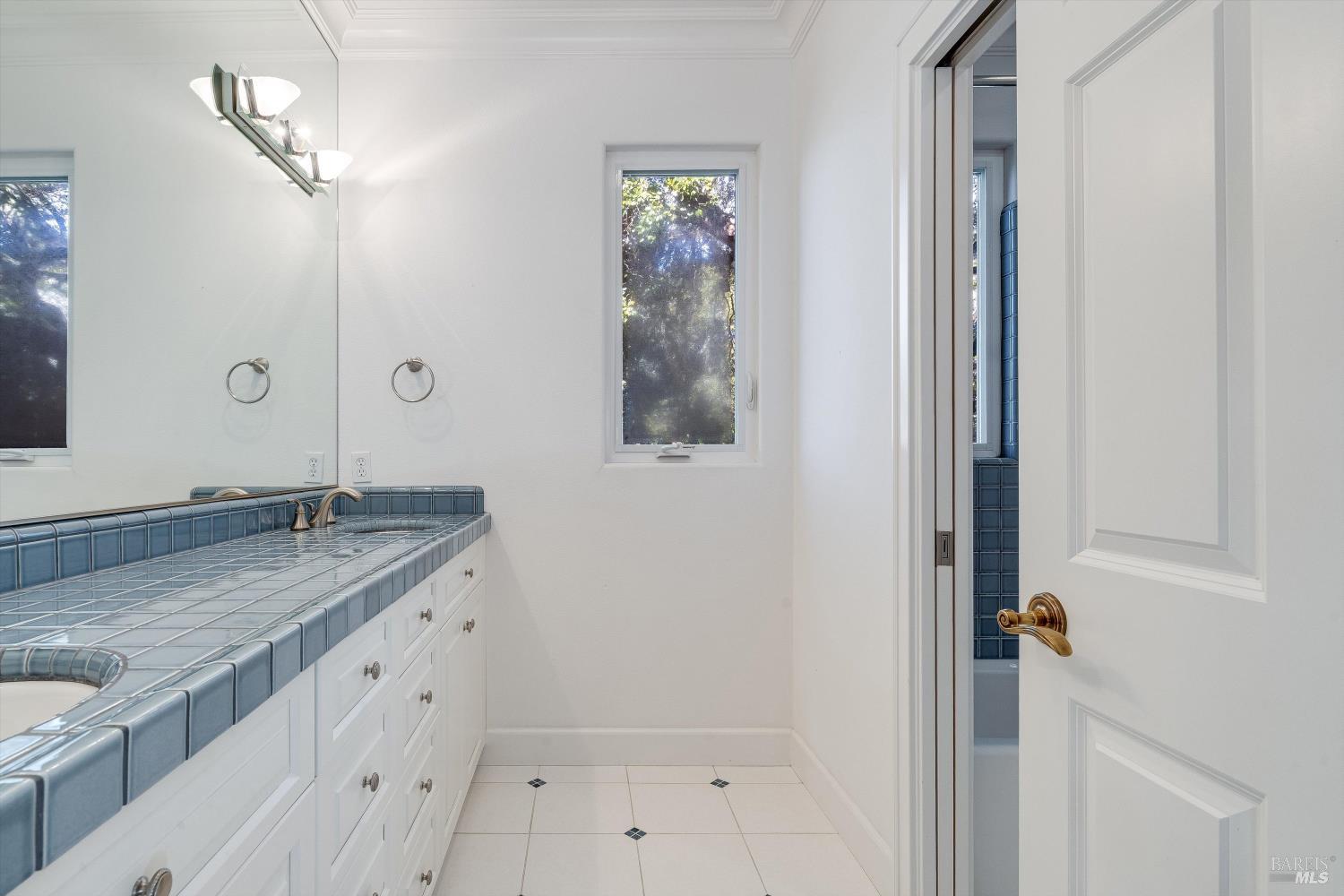 3557 Golf View Terrace