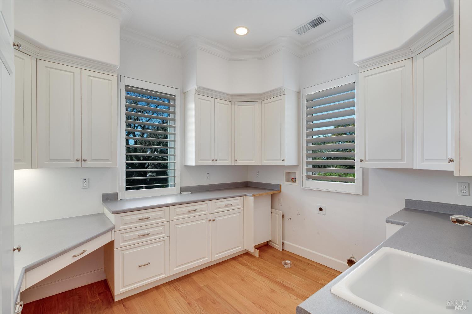 3557 Golf View Terrace