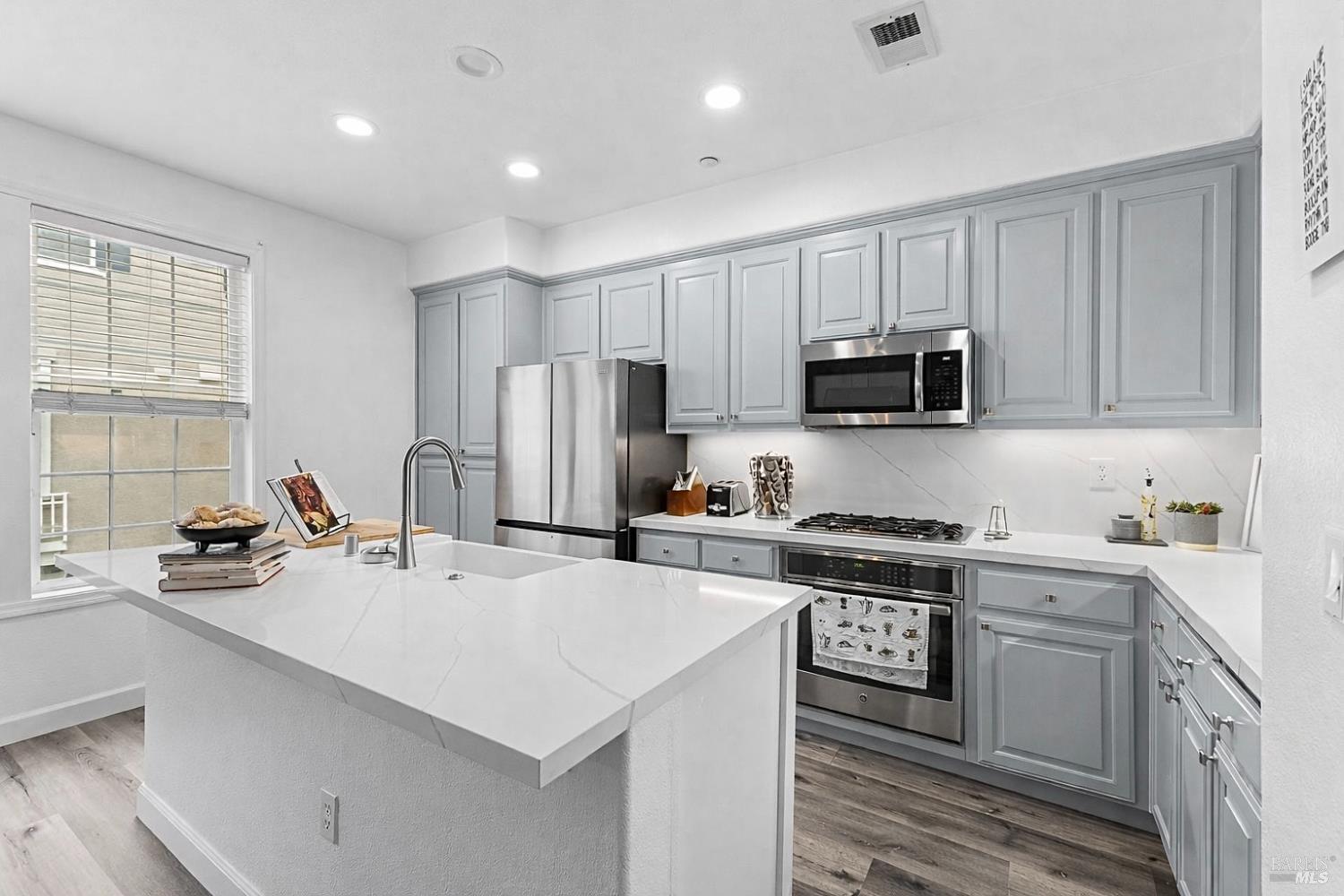 3710 Central Parkway