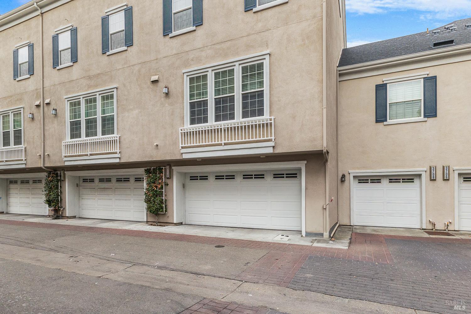 3710 Central Parkway