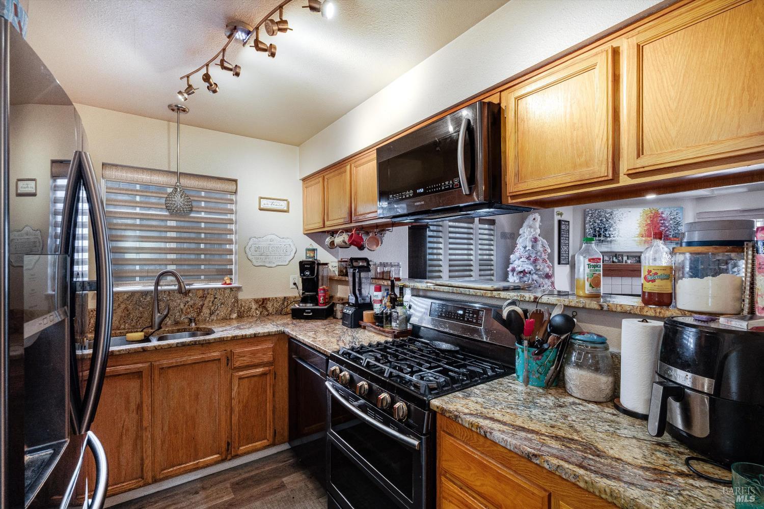 590 Laurel Grove Circle