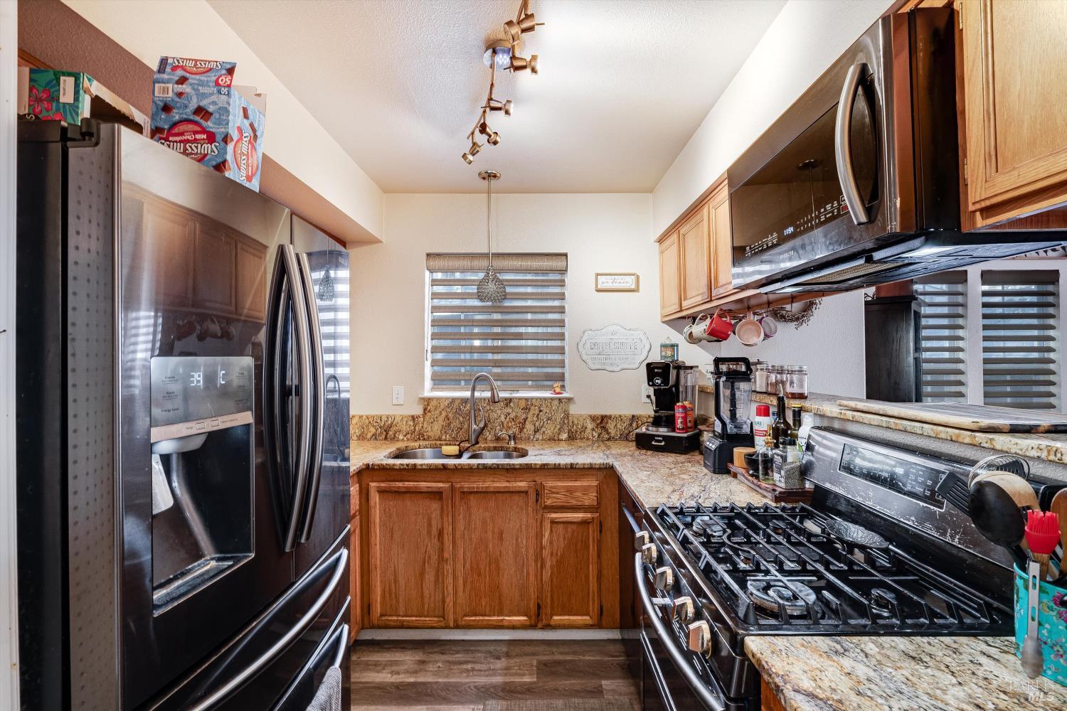 590 Laurel Grove Circle