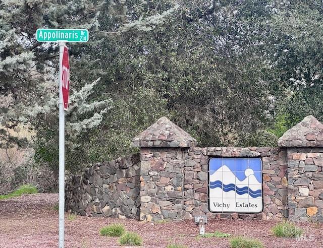 2465 Appolinaris Drive