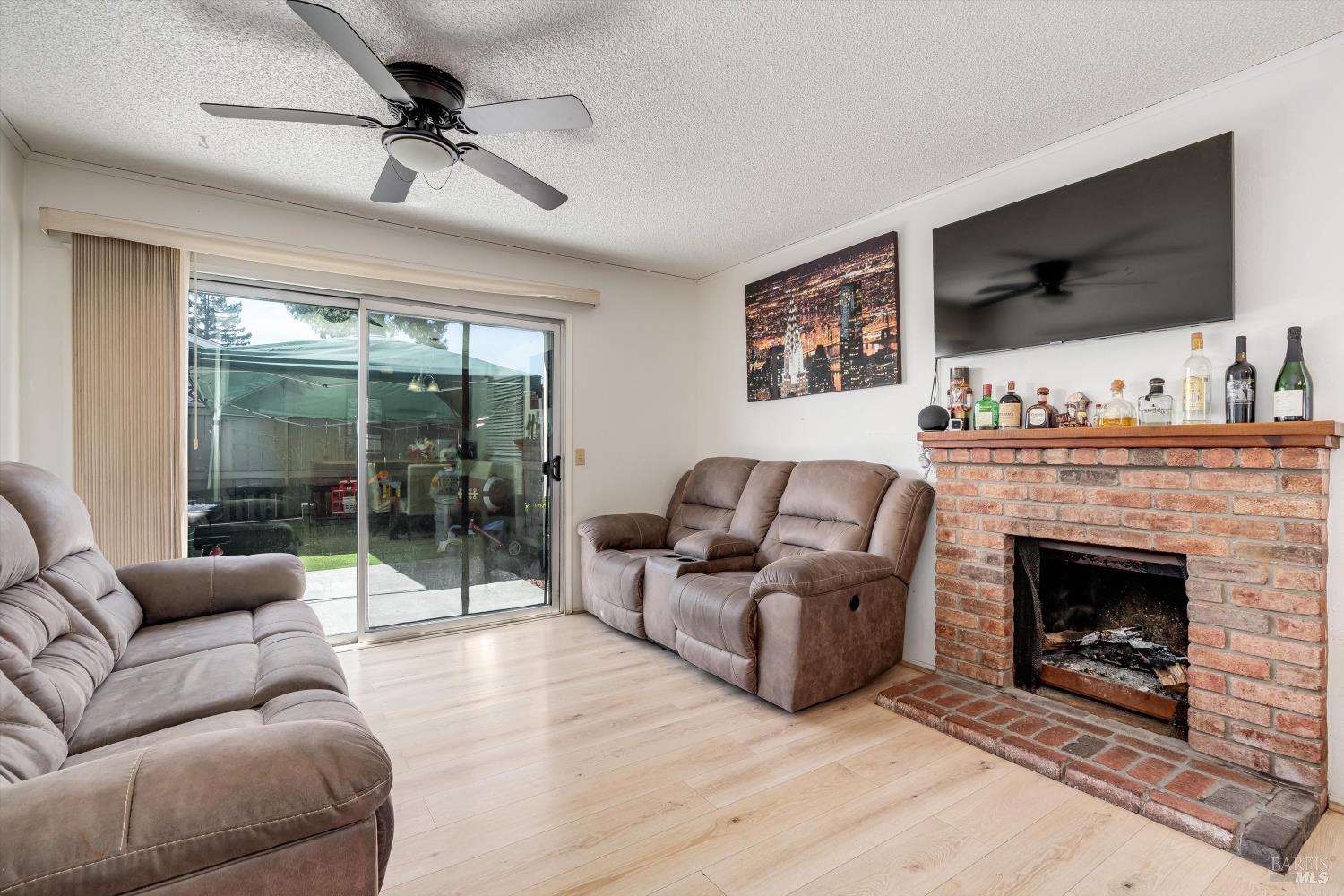 1708 Glenbrook Drive Unit: #F