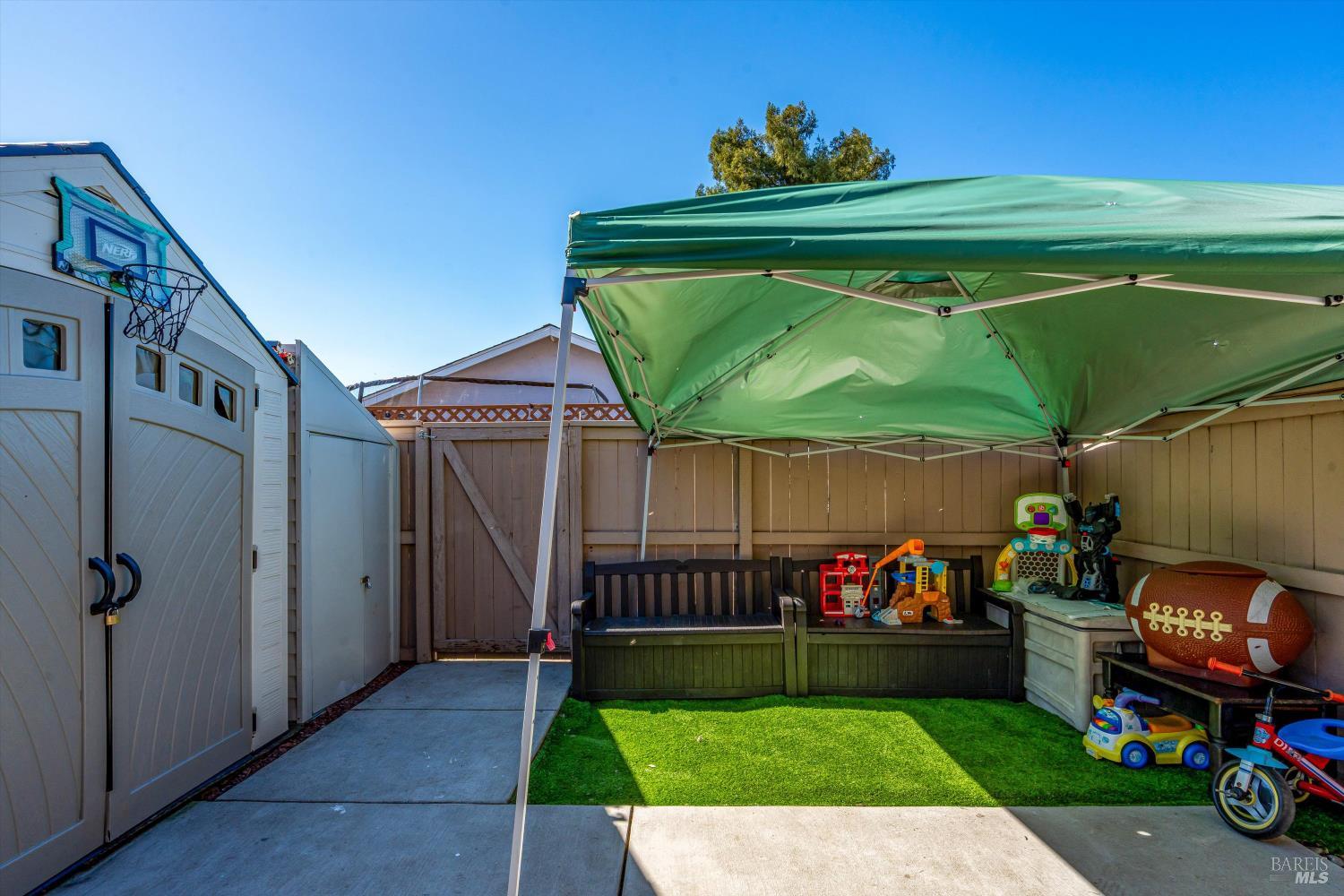 1708 Glenbrook Drive Unit: #F