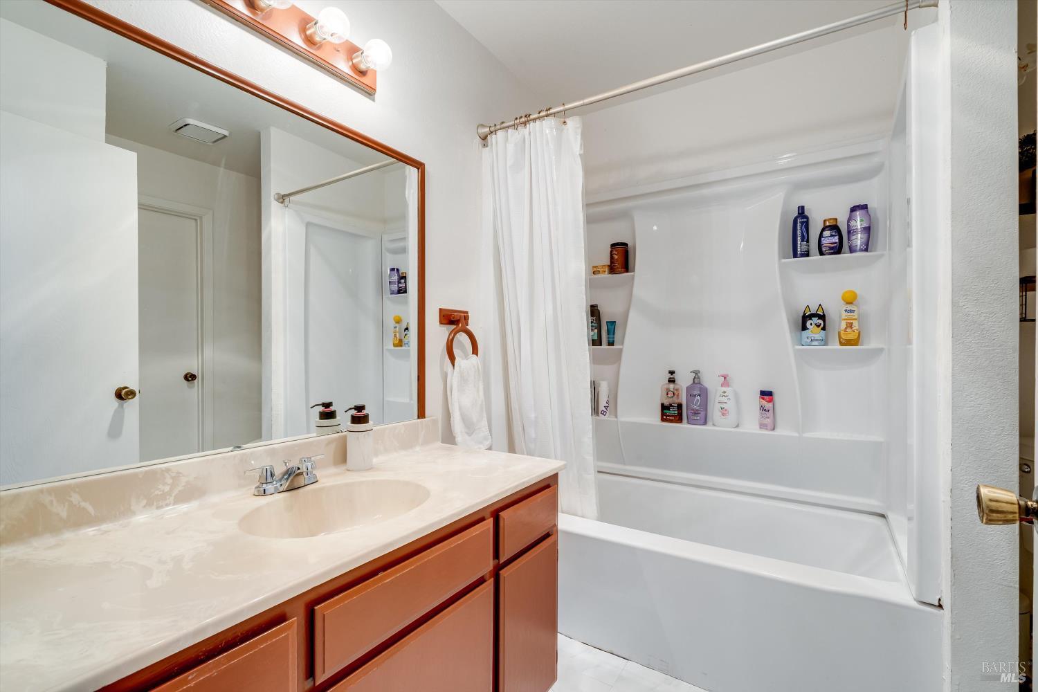 1708 Glenbrook Drive Unit: #F