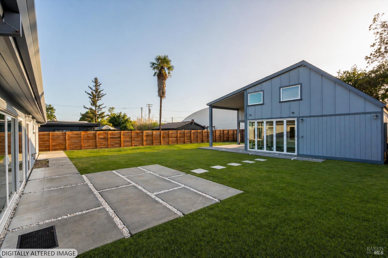 1421 Spruce Way