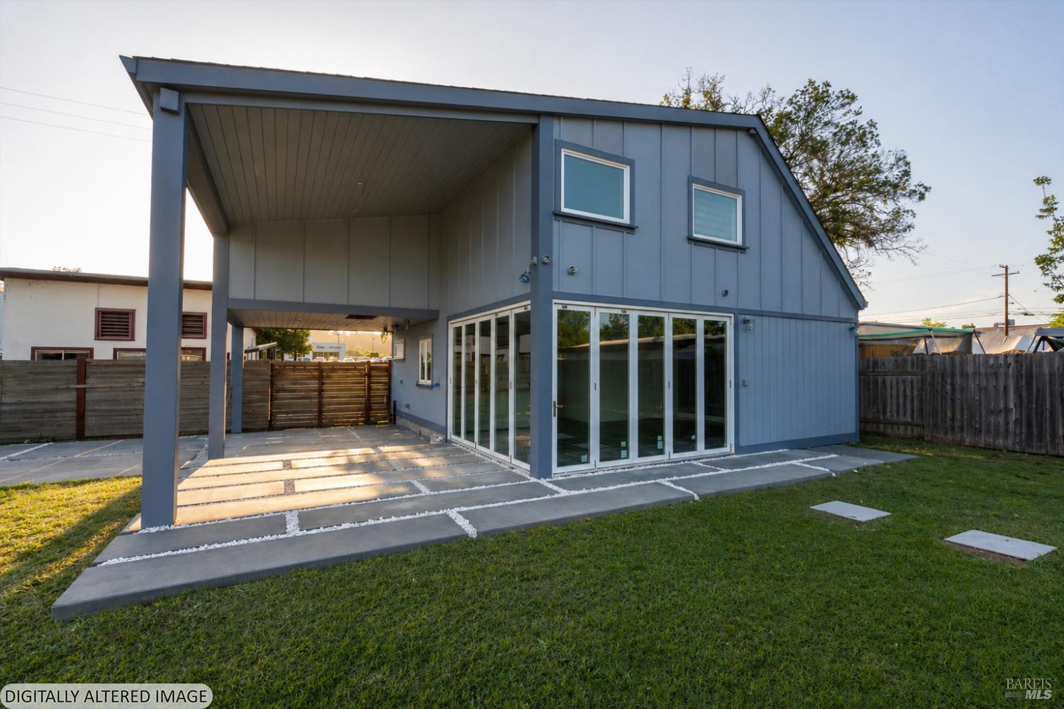 1421 Spruce Way