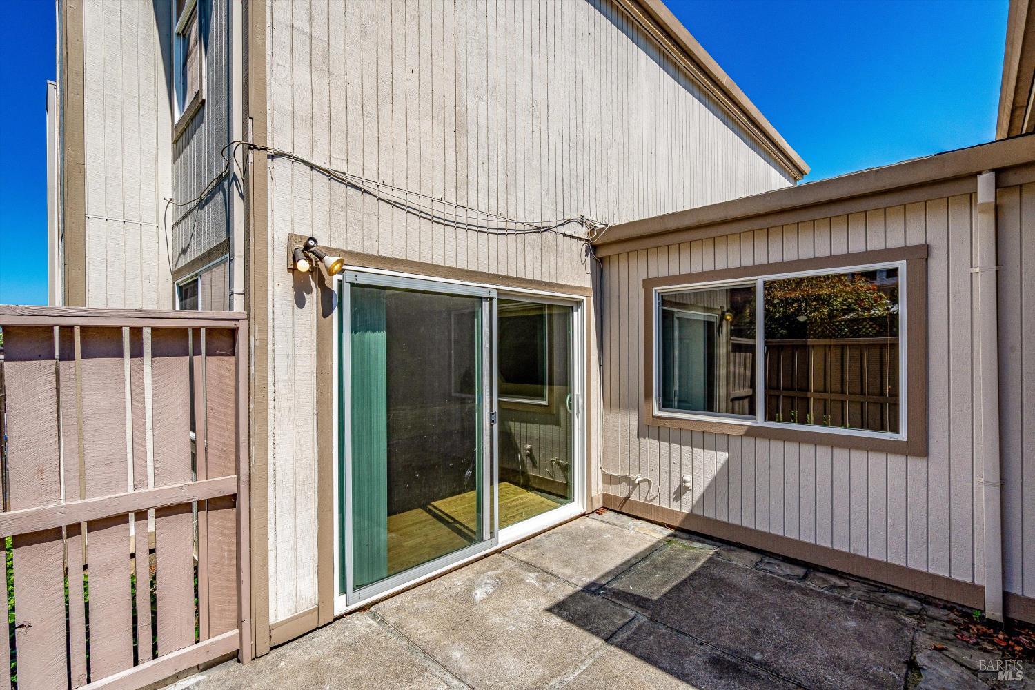 1909 Knolls Drive