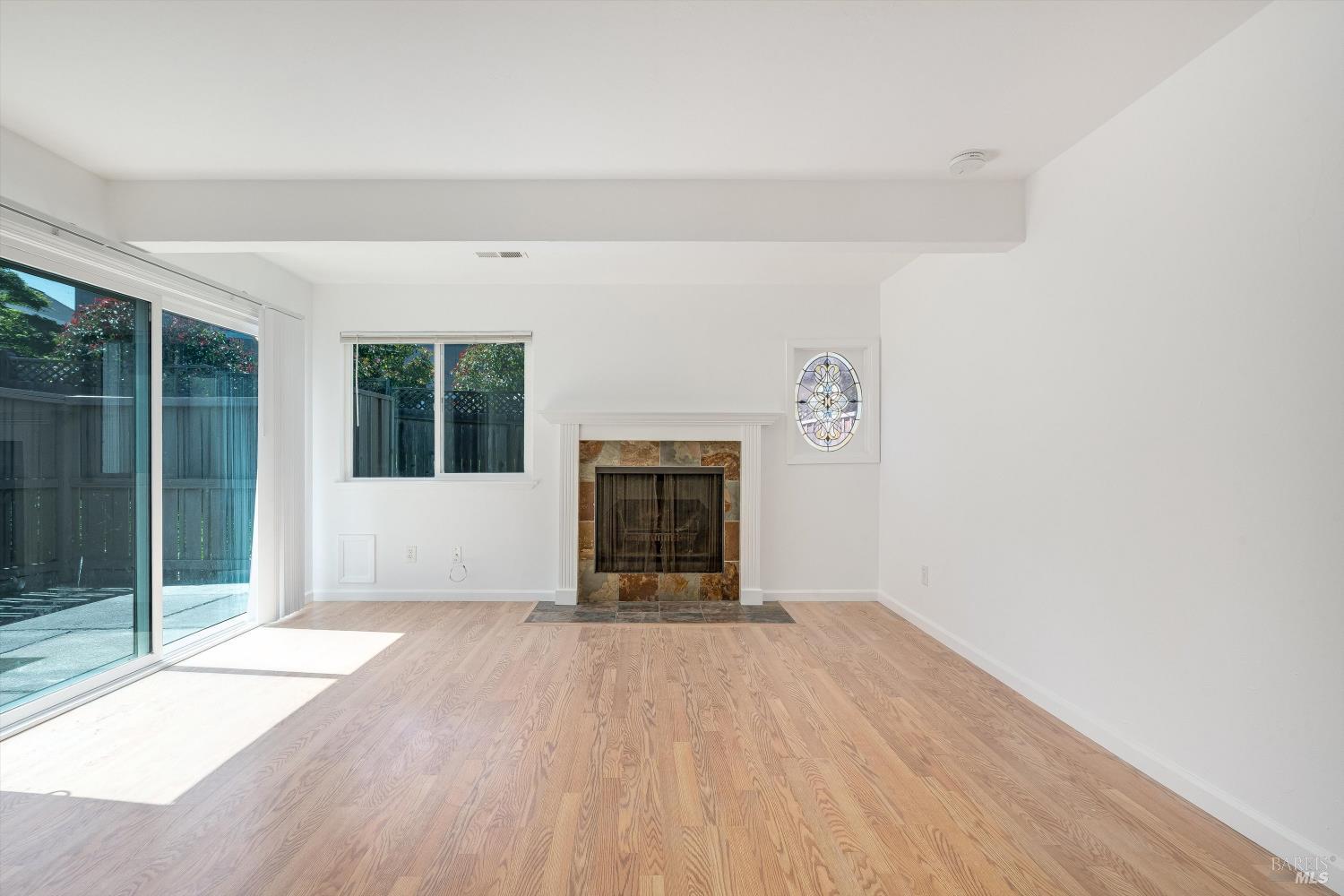 1909 Knolls Drive