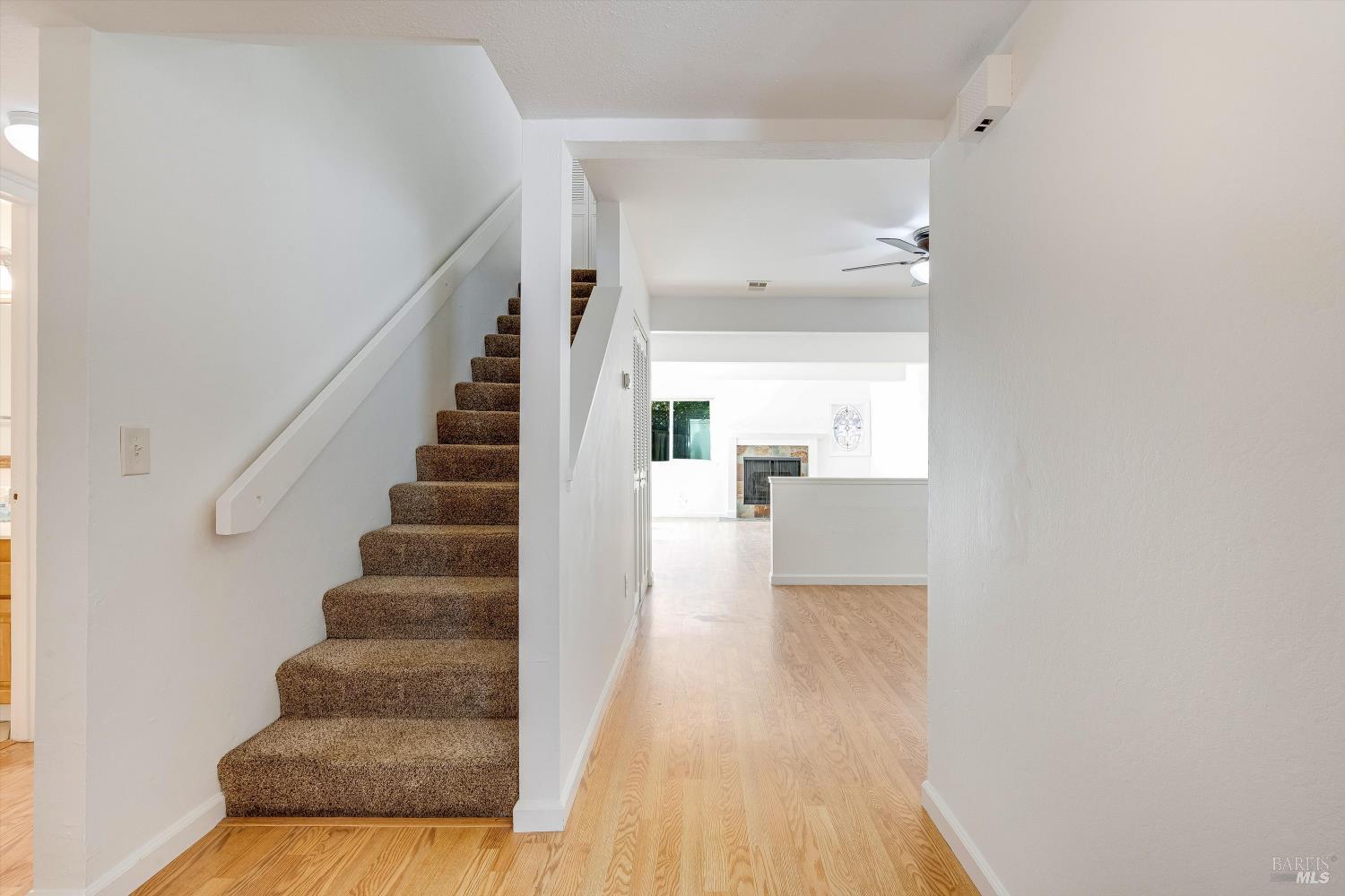 1909 Knolls Drive