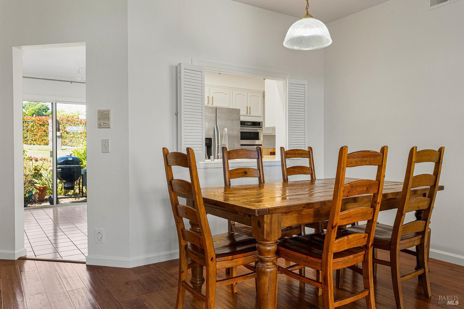2015 Stonefield Lane