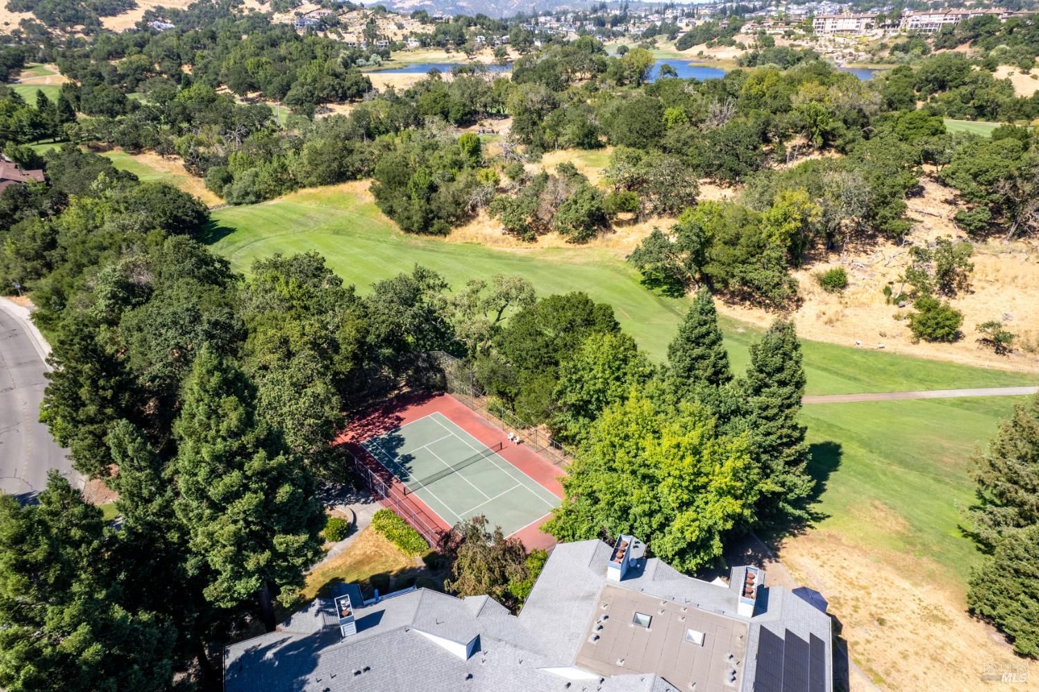 2015 Stonefield Lane