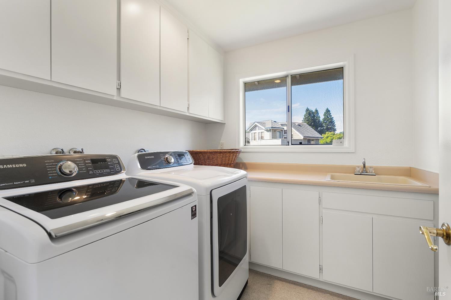 2015 Stonefield Lane