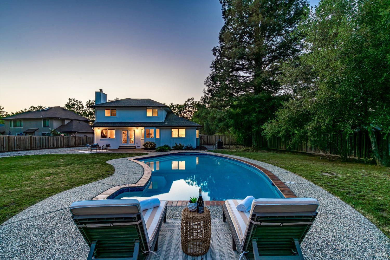 9663 Lakewood Drive