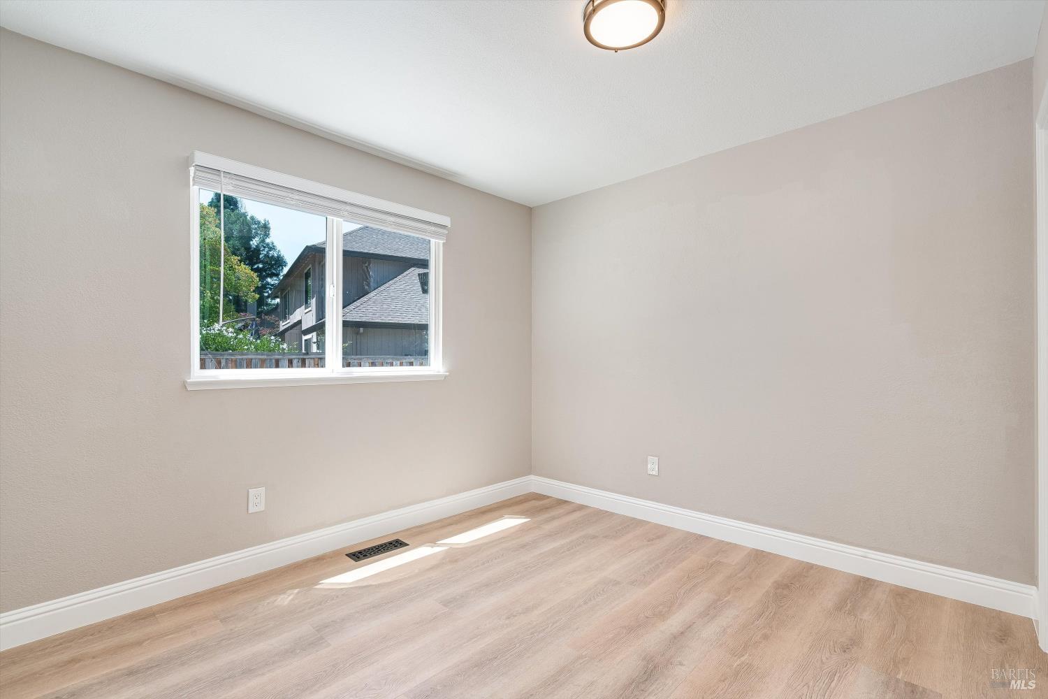 9663 Lakewood Drive