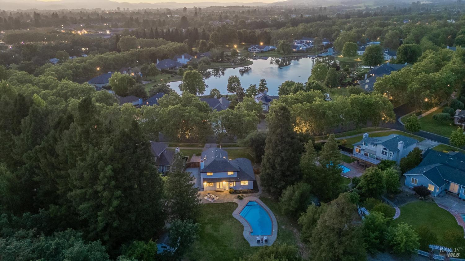 9663 Lakewood Drive