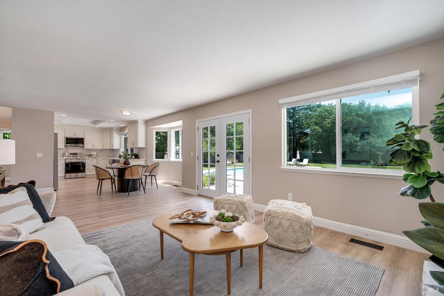 9663 Lakewood Drive