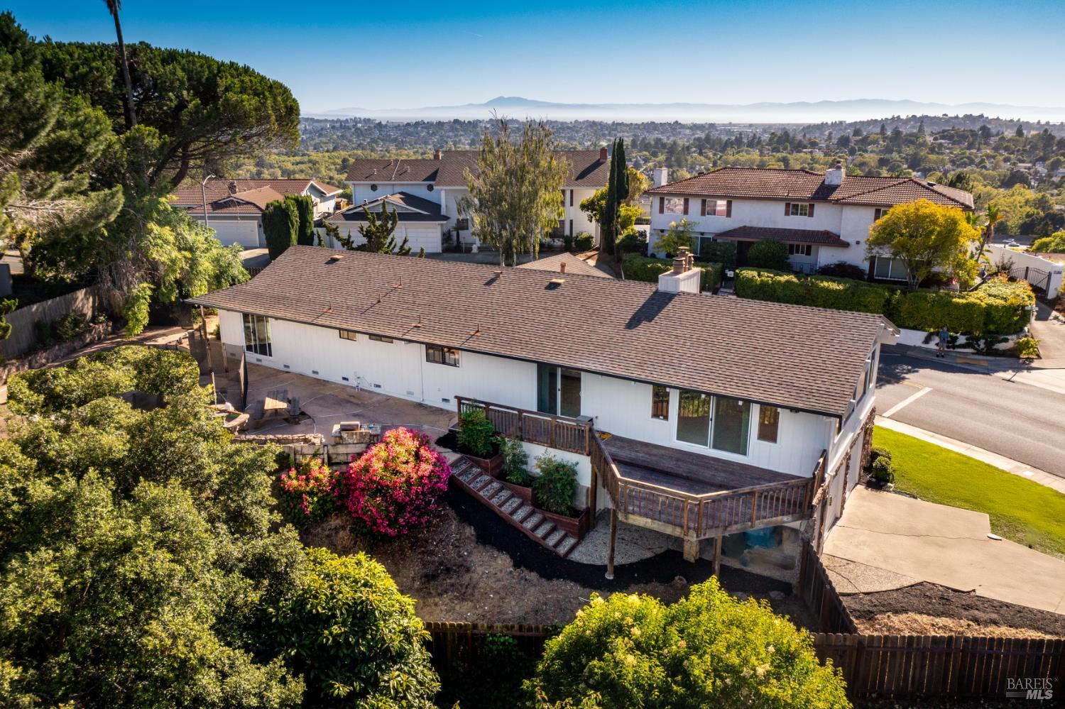 312 Skyline Drive