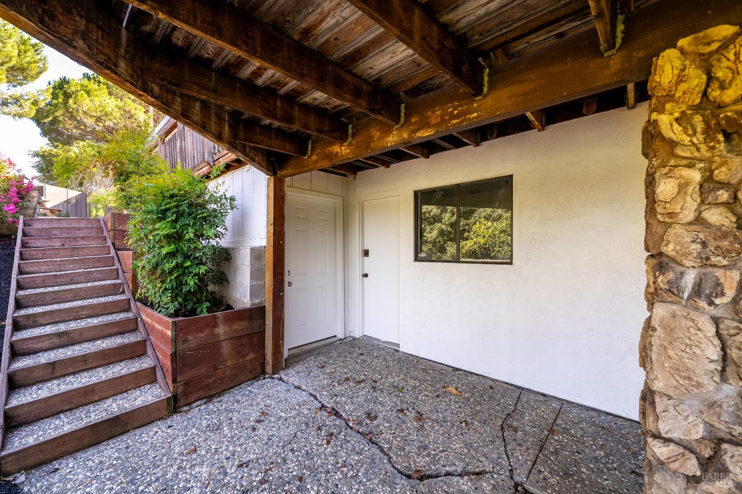 312 Skyline Drive