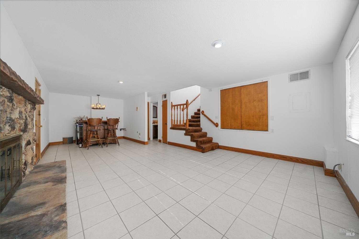 312 Skyline Drive