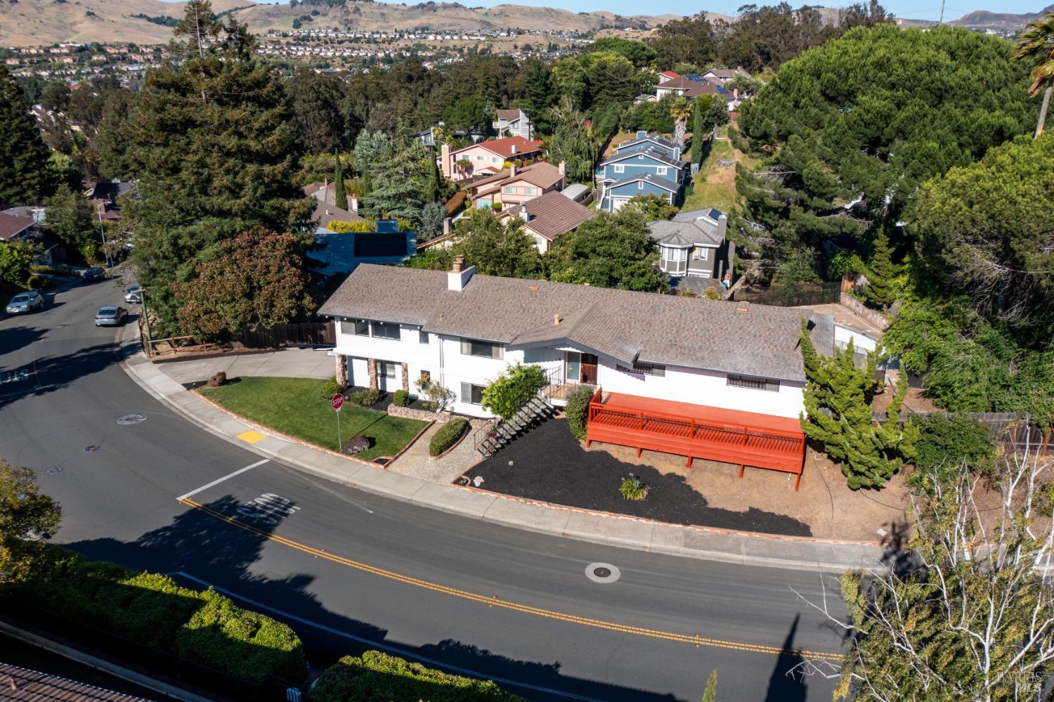 312 Skyline Drive
