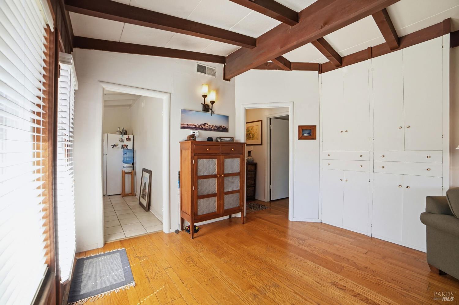 1924 Diamond Court
