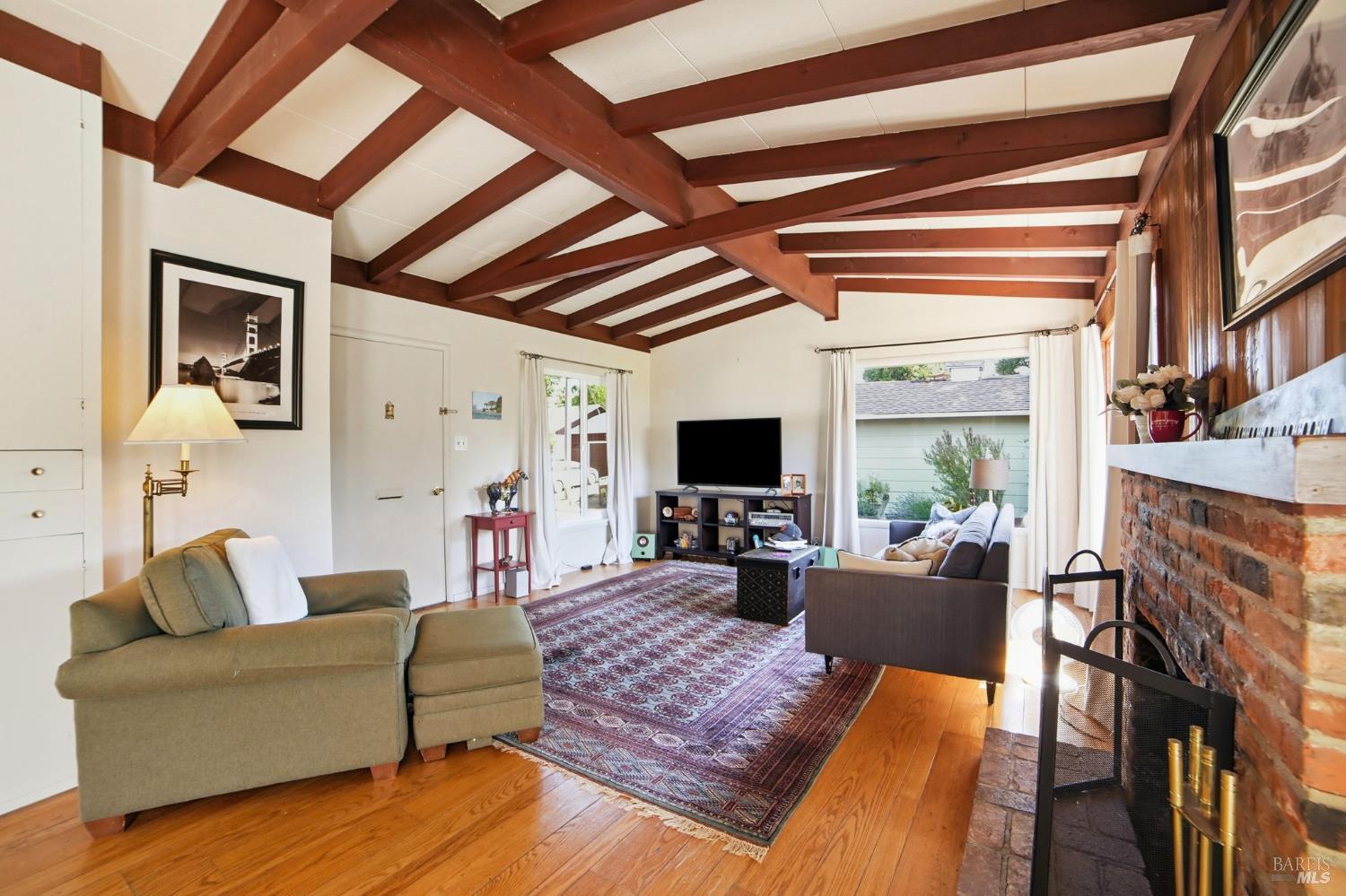 1924 Diamond Court