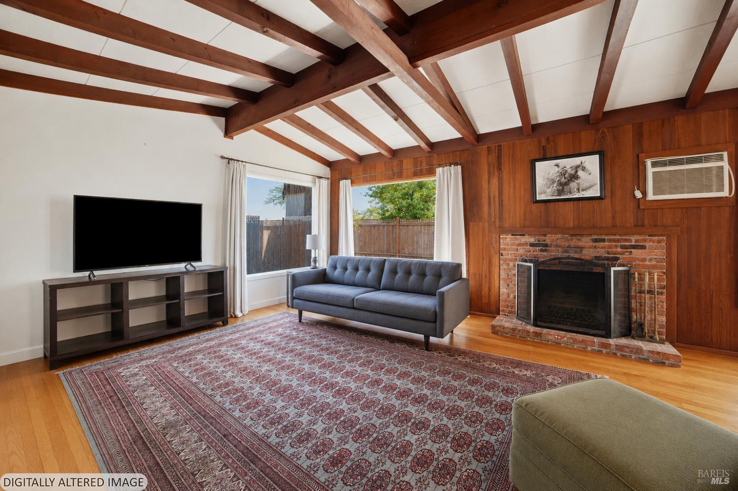 1924 Diamond Court